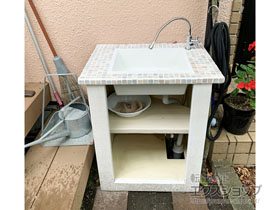 の立水栓・ガーデンシンク ガーデンシンク ショートタイプ モ・エット シャーベット 施工例