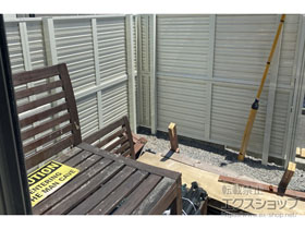 の門扉 シンプレオ門扉5型 横目隠し 片開き 高尺タイプ 門柱使用 施工例