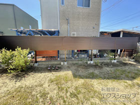 のフェンス・柵 ミエーネ目隠しルーバーフェンス 上段のみ設置 自立建て用 施工例