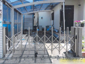 のカーゲート トリップゲートII 1型 シンプル ノンレール 片開き 30S 施工例