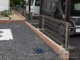 YKKAP�̃t�F���X�E��E�� �C�[�l�b�g�t�F���X 3F�^ ���R���{�H �{�H��