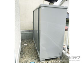 の物置・屋外倉庫 シンプリー 一般型 2160×905×1903 MJX-219E-P-FS 施工例