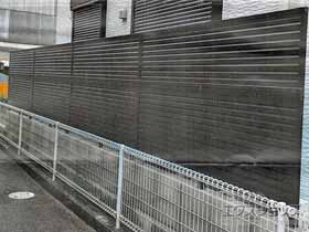 のフェンス・柵 シンプレオフェンス13型 目隠しルーバー 2段支柱 ブロック建て用 施工例