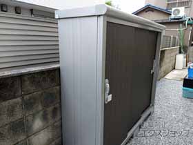 の物置・屋外倉庫 エスモ 一般型 1797×520×1501 ESE-1805E-DW 施工例