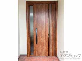 の玄関ドア リシェント玄関ドア3 断熱K4仕様 片袖仕様(ランマ無)R M83型 ※タッチキー仕様(キー付きリモコンタイプ) 施工例