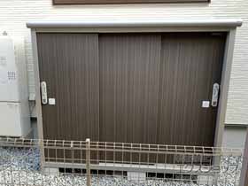 の物置・屋外倉庫 エスモ 一般型 1797×520×1501 ESE-1805E-DW 施工例