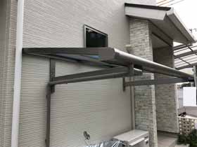 のバルコニー・ベランダ屋根 スピーネ F型 ルーフタイプ 単体 積雪〜20cm対応 施工例