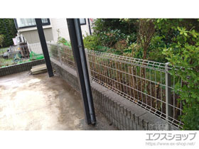 のフェンス・柵 イーネットフェンス 3F型 自由柱施工 施工例