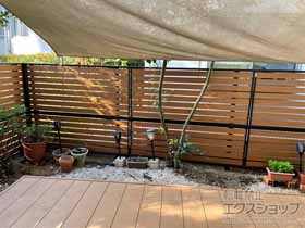 のフェンス・柵 モクアルフェンス 横板タイプ 2段支柱 自立建て用（パネル2段） 施工例