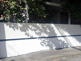 のフェンス・柵 ミエーネフェンス 目隠しルーバータイプ 自由柱施工 施工例
