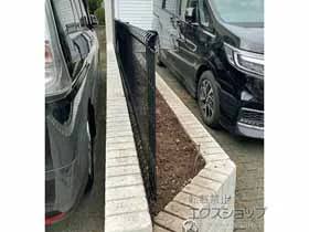 YKKAPのフェンス・柵・塀 イーネットフェンス 3F型　自由柱施工 施工例
