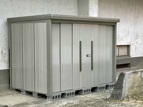 の物置・屋外倉庫 Mr.ストックマンダンディ 一般型 2900×1738×2110 ND-2917-W 施工例