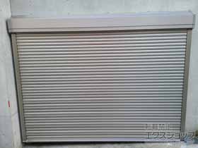 のガレージシャッター ガレージシャッタークワトロ 電動式 外部付タイプ 施工例