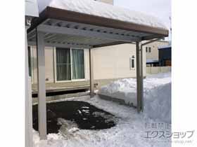 のカーポート ジーポートneo 角柱4本柱 Cタイプ 木調マテリアルカラー 積雪〜150cm対応 施工例