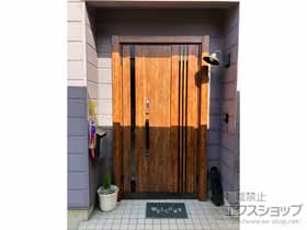 の玄関ドア リシェント玄関ドア3 断熱K4仕様 親子仕様(ランマ無)R M83型 ※タッチキー仕様(キー付リモコン) 施工例