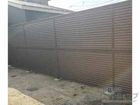 のフェンス・柵 ミエーネフェンス 目隠しルーバータイプ 2段支柱 自立建て用（パネル2段） 施工例