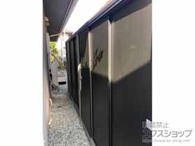 の物置・屋外倉庫 エスモ 一般型 2100×750×1913 ESF-2107A-WE+別売棚 施工例