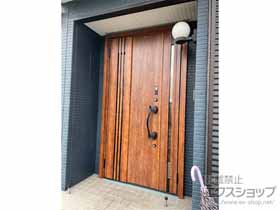 の玄関ドア リシェント玄関ドア3 断熱K4仕様 親子仕様(ランマ無)L M83型 ※タッチキー仕様(キー付リモコン) 施工例