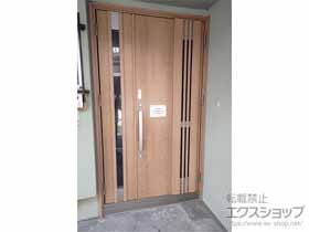 の玄関ドア リシェント玄関ドア3 断熱K4仕様 親子仕様(ランマ無)R M83型 ※タッチキー仕様(キー付リモコン) 施工例