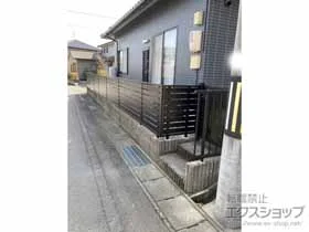 YKKAPのフェンス・柵・塀 シンプレオフェンスSY1F型 横スリット 自由柱施工 施工例