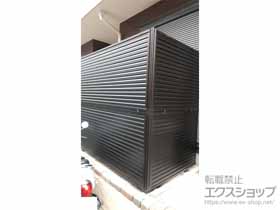 のフェンス・柵 ミエーネフェンス 目隠しルーバータイプ 2段支柱 自立建て用 施工例