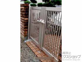 の門扉 シンプレオ門扉10型 たて粗格子 両開き 門柱使用 施工例