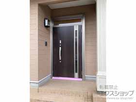 福岡県北九州市のLIXIL リクシル（トステム）の玄関ドア リシェント玄関ドア3 断熱K4仕様 親子仕様(ランマ付き)外観右吊元 M78型 ※FamiLock仕様 施工例