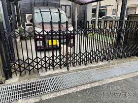 のカーゲート バリューアコー A2型 片開き ペットガードタイプ　440S 施工例