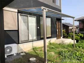 YKKAPのテラス屋根 ソラリア F型 テラスタイプ 単体 積雪～20cm対応＜前側＞ 施工例