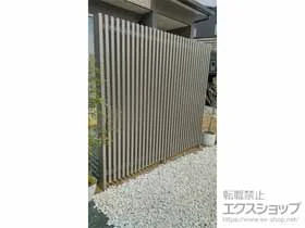 YKKAPのフェンス・柵・塀 リレーリア フェンス2N型 間仕切柱施工 施工例