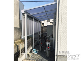 のテラス屋根 ソラリア F型 テラスタイプ 単体 積雪〜20cm対応+前面パネル 施工例