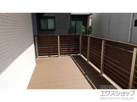 のウッドデッキ リウッドデッキ 200+ルシアスデッキフェンスA01型＜横板格子タイプ＞ 施工例