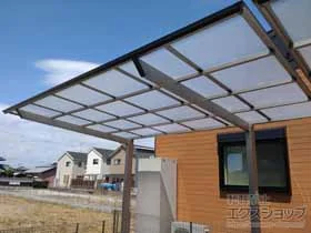 LIXIL(リクシル)のカーポート ネスカF (フラットスタイル) 積雪～20cm対応 施工例