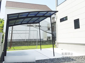 のカーポート レイナポートグラン　積雪〜20cm対応＋着脱式サポート 標準・ハイルーフ兼用 2本入り×1セット 施工例