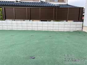 のフェンス・柵 ミエーネフェンス 目隠しルーバータイプ・自由柱施工 施工例