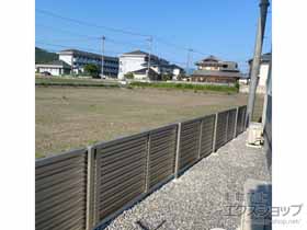 のフェンス・柵 ミエーネフェンス 目隠しルーバータイプ・自由柱施工 施工例