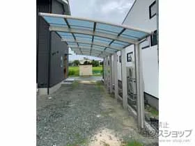 YKKAPのカーポート レイナポートグラン50 縦連棟 積雪〜50cm対応+着脱式サポート 施工例