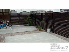 の モクアルフェンス 横板タイプ 2段支柱 自立建て用 施工例