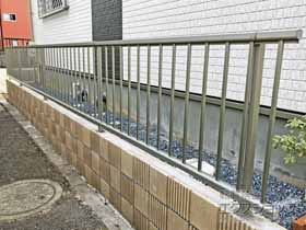 のフェンス・柵 ミエッタフェンス 防犯たて格子タイプ　自由柱施工 施工例