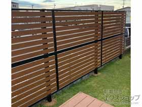 のフェンス・柵 モクアルフェンス 横板タイプ 2段支柱 自立建て用（パネル2段） 施工例
