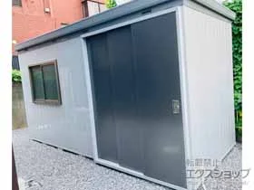 イナバの物置 断熱物置 ネクスタプラス 扉タイプ 多雪地型 4420×1790×2375(NXP-81HT) NXP-81HT-PG+ガラス窓 施工例