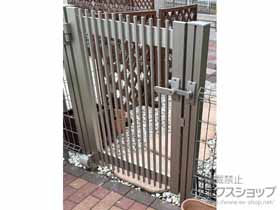 の門扉 シンプレオ門扉T1型 縦格子 片開き 門柱使用 施工例