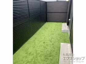 Value Selectのフェンス・柵・塀 ミエーネフェンス 目隠しルーバータイプ 2段支柱 自立建て用 施工例