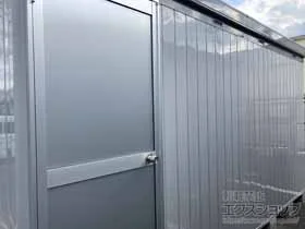 イナバの物置・収納・屋外倉庫 断熱物置 ネクスタプラス ドアタイプ 一般型 4420×2210×2375 NXP-98HD 施工例