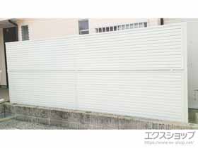 のフェンス・柵 ミエーネフェンス 目隠しルーバータイプ 2段支柱 自立建て用 施工例