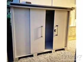 ヨドコウの物置 エルモ 一般型 2920×1170×2121(LMD-2911) LMD-2911-CB 施工例