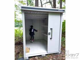 の物置・屋外倉庫 エルモ 積雪型 1870×2570×2116 LMDS-1825-CB 施工例