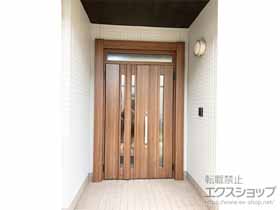 の玄関ドア リシェント玄関ドア3 断熱K4仕様 親子仕様(ランマ付)外観左吊元 G15型 ※手動仕様 施工例