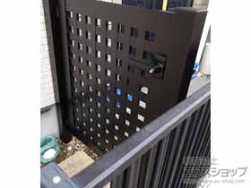 の門扉 シンプレオ門扉11型 太井桁格子 片開き 門柱使用 施工例