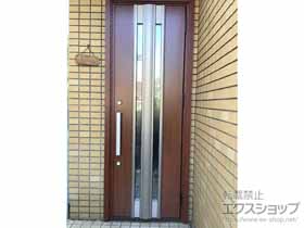 の玄関ドア リシェント玄関ドア3 断熱K4仕様 片開き仕様(ランマ無)外観右吊元 G77型 ※手動仕様 施工例